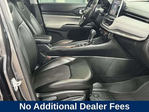 Used 2022 Jeep Compass Latitude w/ Convenience Group AWD/4WD image 27