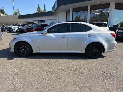 Used 2012 Lexus IS 250 image 2