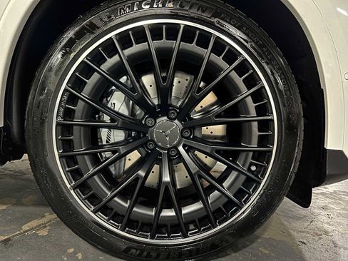 New 2026 Mercedes-Benz GLC 43 AMG 4MATIC Coupe image 9