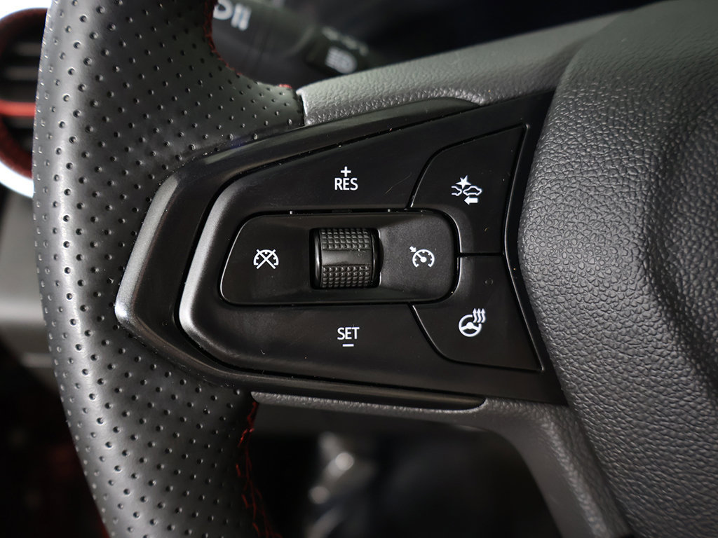 Used 2024 Chevrolet Trax RS w/ Driver Confidence Package FWD image 41