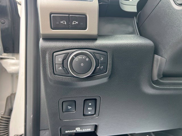 Used 2018 Ford F350 Lariat w/ Lariat Ultimate Package AWD/4WD image 24