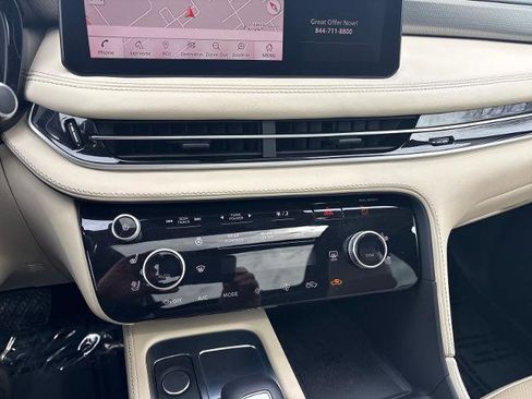 Certified 2023 INFINITI QX60 Luxe w/ Performance Audio Package image 17