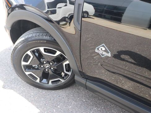 Used 2021 Ford Bronco Sport Outer Banks w/ Outer Banks Package (96D) AWD/4WD image 3