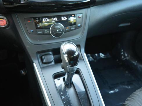 Used 2019 Nissan Sentra SV FWD image 24