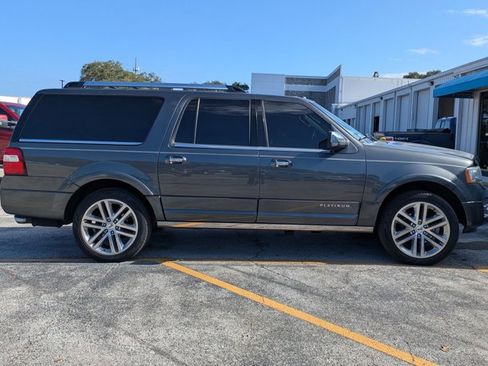 Used 2017 Ford Expedition EL Platinum image 4