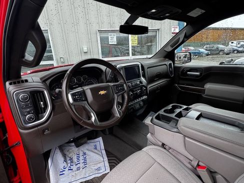 Used 2021 Chevrolet Silverado 1500 LT AWD/4WD image 8