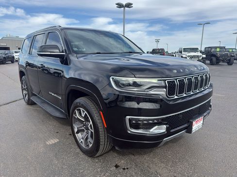 Used 2023 Jeep Wagoneer Series III w/ Convenience Group I image 3