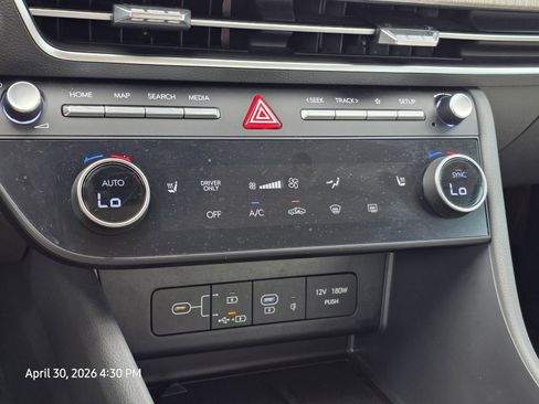 Used 2025 Hyundai Sonata SEL FWD image 21