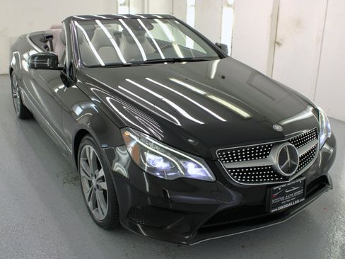 Used 2016 Mercedes-Benz E 400 Cabriolet w/ Premium 3 Package image 12
