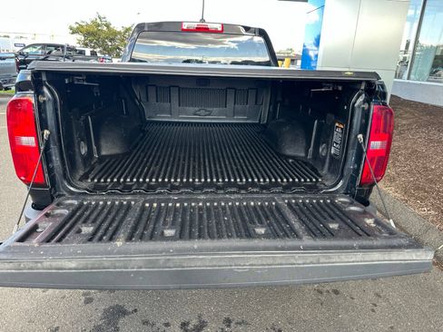 Used 2015 Chevrolet Colorado Z71 AWD/4WD image 14