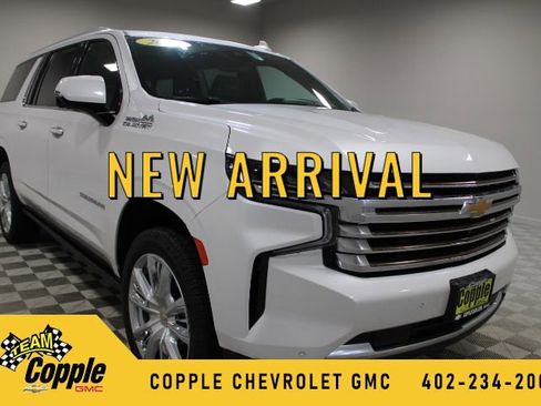 Used 2023 Chevrolet Suburban High Country image 1