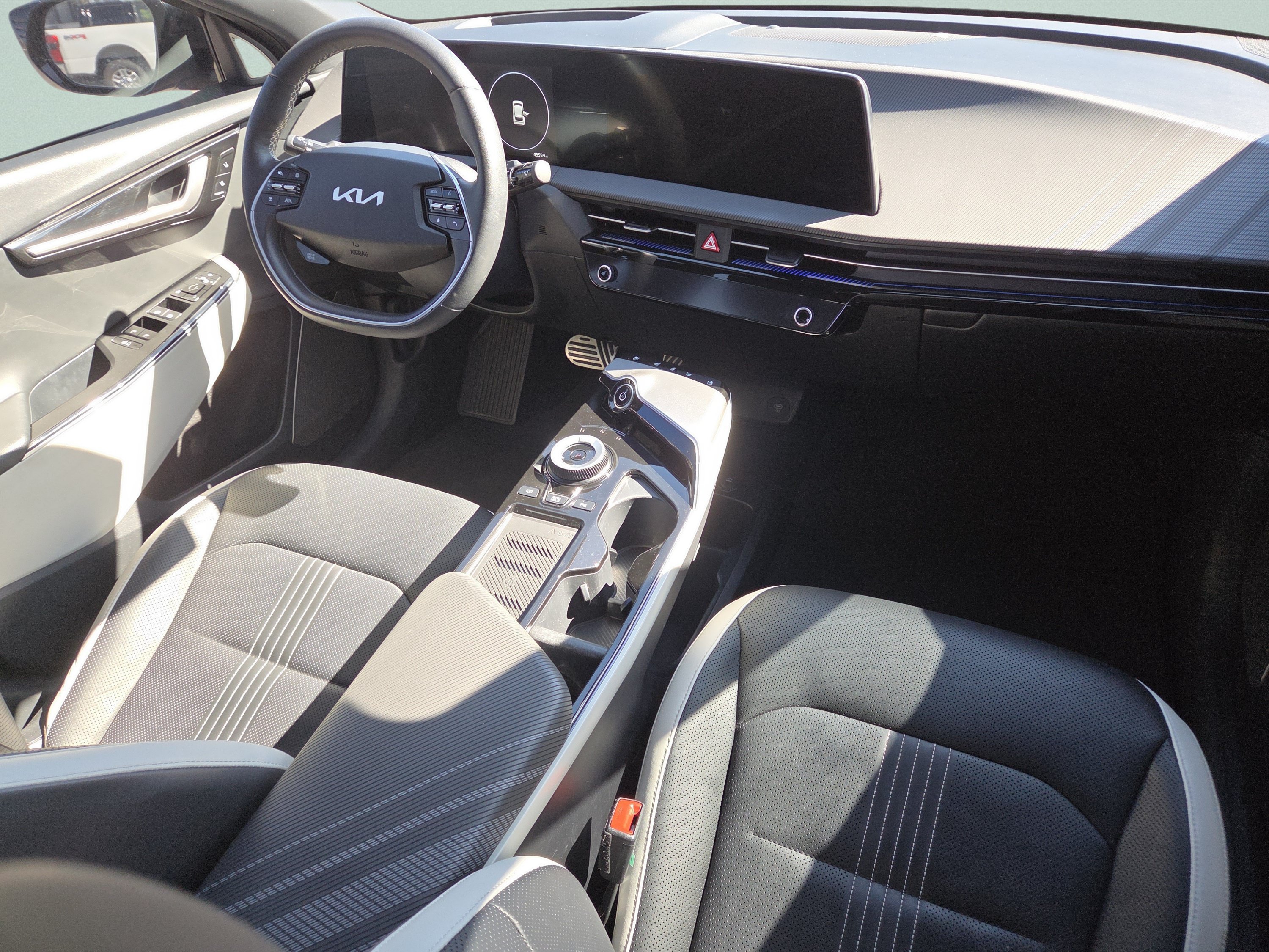 Used 2023 Kia EV6 GT-Line AWD/4WD image 32