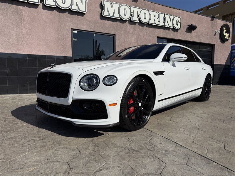 Used 2024 Bentley Flying Spur W12 AWD/4WD image 3