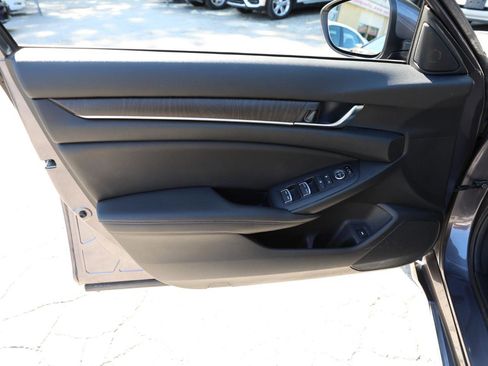 Used 2020 Honda Accord EX image 14