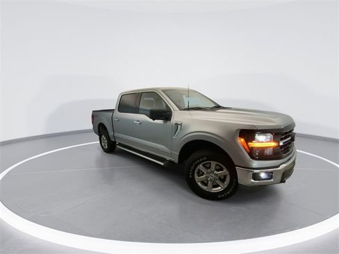 Used 2024 Ford F150 XLT w/ Mobile Office Package image 9