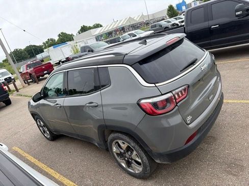 Used 2020 Jeep Compass Limited FWD image 2