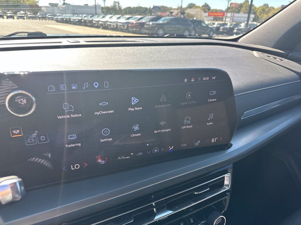 Used 2025 Chevrolet Traverse LT AWD/4WD image 21
