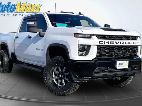 Used 2020 Chevrolet Silverado 2500 Custom w/ Custom Value Package AWD/4WD image 3