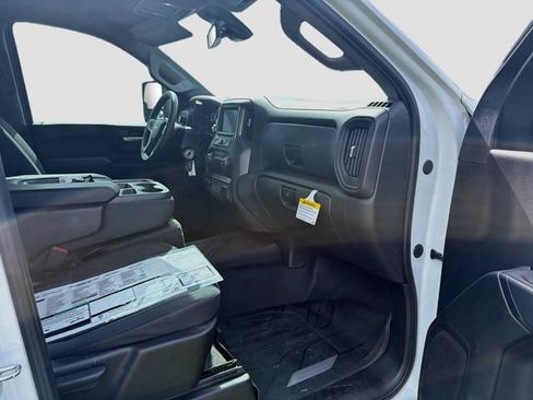 Used 2023 Chevrolet Silverado 2500 Custom w/ Custom Value Package AWD/4WD image 12