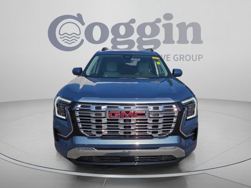 Used 2026 GMC Terrain Denali AWD/4WD image 8