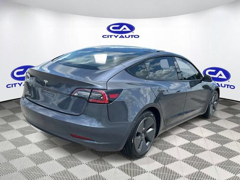 Used 2021 Tesla Model 3 Standard Range Plus RWD image 3