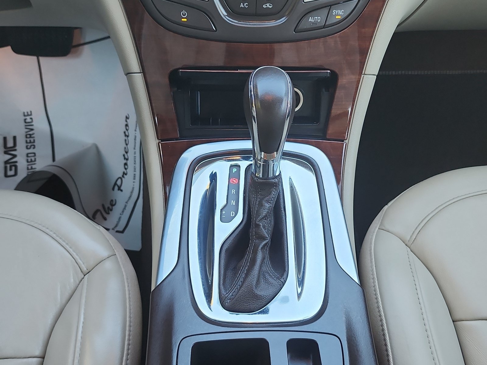 Used 2015 Buick Regal Premium w/ Experience Buick Package FWD image 11