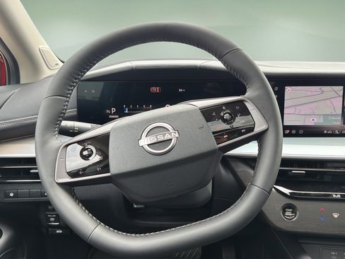Certified 2026 Nissan Murano SL AWD/4WD image 9
