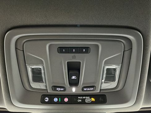 Used 2024 GMC Sierra 1500 Elevation w/ Elevation Premium Package AWD/4WD image 35
