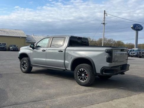 Used 2024 Chevrolet Silverado 1500 ZR2 w/ Technology Package AWD/4WD image 5