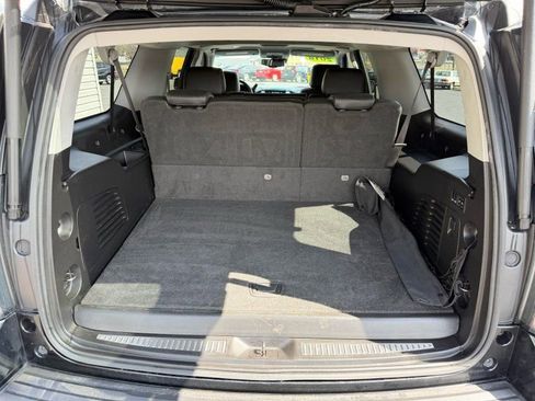 Used 2018 GMC Yukon XL SLT w/ HD Trailering Package image 13