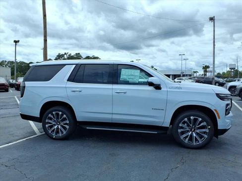 New 2026 Chevrolet Tahoe High Country w/ Sun And Tow Package AWD/4WD image 2