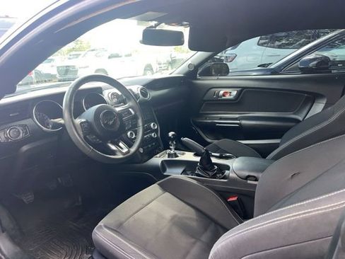 Used 2020 Ford Mustang Coupe image 6