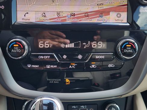 Used 2023 Nissan Murano Platinum w/ Cargo Package FWD image 18