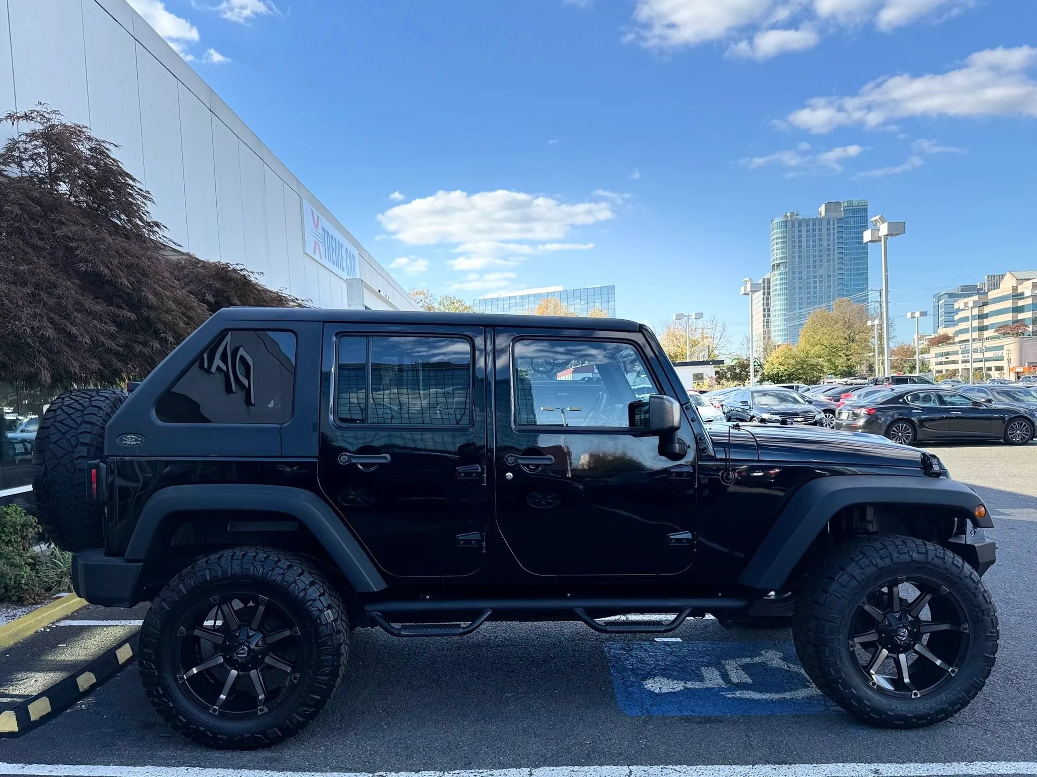 Used 2016 Jeep Wrangler Unlimited Sport AWD/4WD image 8