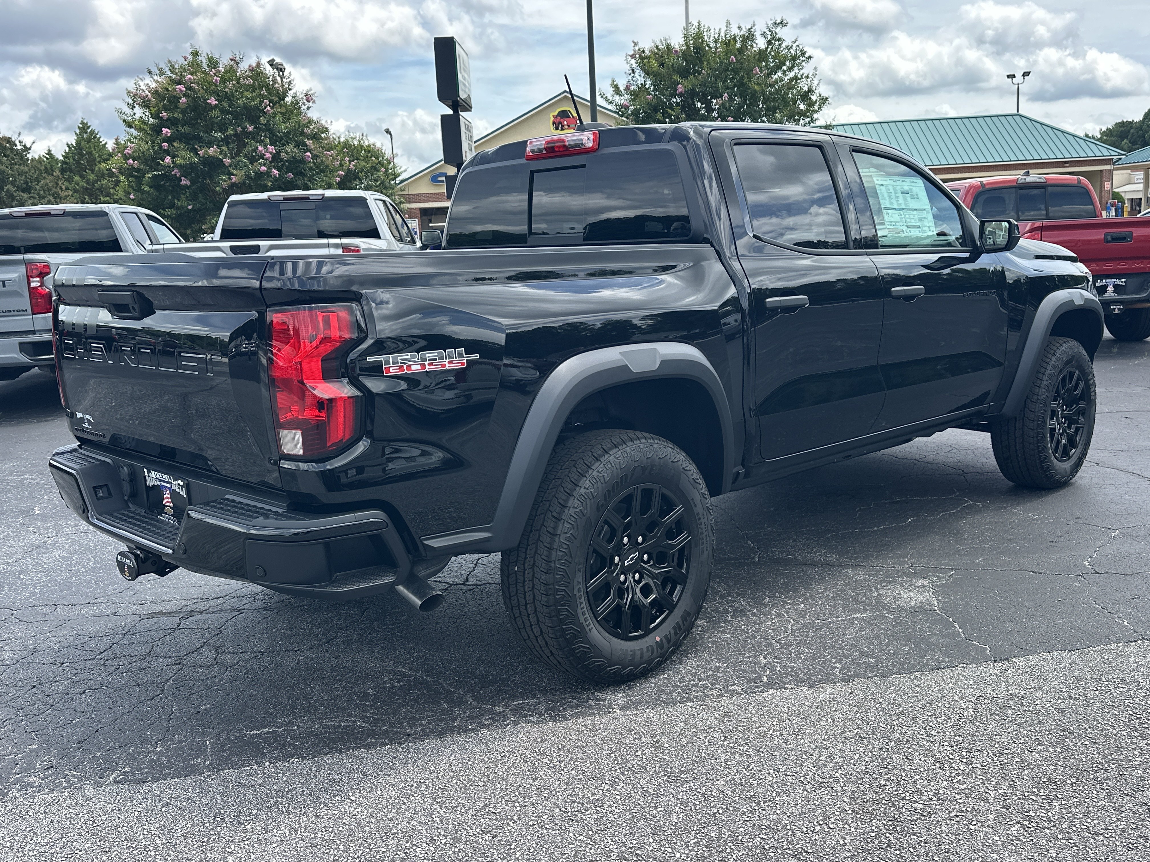 New 2026 Chevrolet Colorado Trail Boss AWD/4WD image 9
