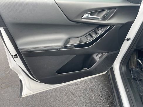 Used 2026 Chevrolet Equinox LT w/ Convenience Package II image 11