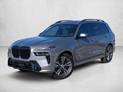 New 2026 BMW X7 xDrive40i w/ M Sport Package AWD/4WD image 1