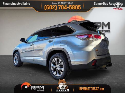 Used 2015 Toyota Highlander XLE image 29