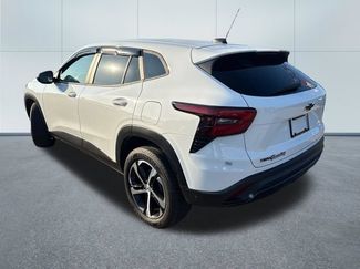 Used 2024 Chevrolet Trax RS FWD video 2