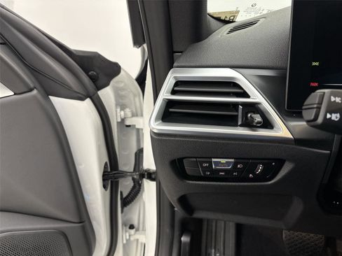 New 2026 BMW i4 xDrive40i w/ Parking Assistance Package image 31