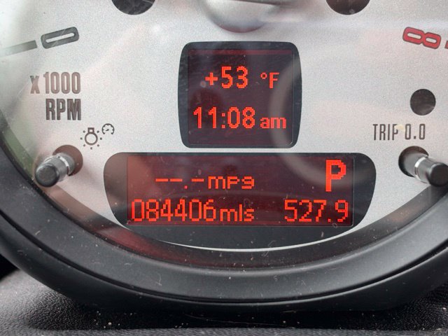 Used 2010 MINI Cooper Convertible w/ Cold Weather Pkg FWD image 15