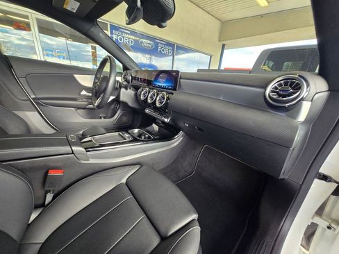 Used 2025 Mercedes-Benz CLA 250 CLA 250 image 28