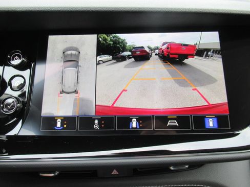 Used 2023 Buick Envision Avenir FWD image 30