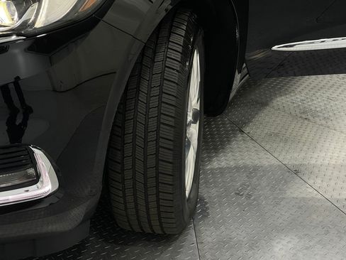 Used 2019 Buick Enclave Premium w/ Experience Buick Package image 40