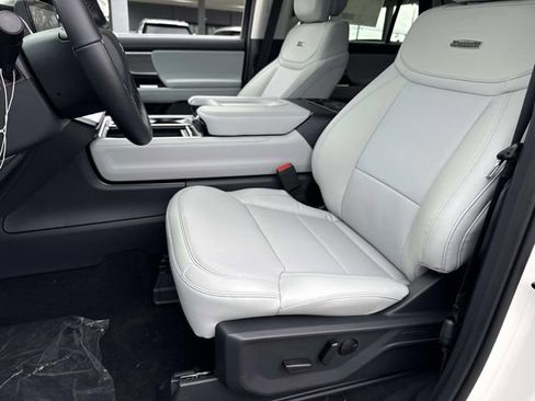 New 2026 Ford Expedition Max Platinum image 22