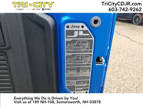 New 2024 Jeep Wrangler Sahara image 76