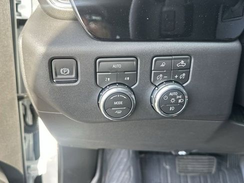 New 2026 GMC Sierra 1500 SLT w/ SLT Premium Package image 18