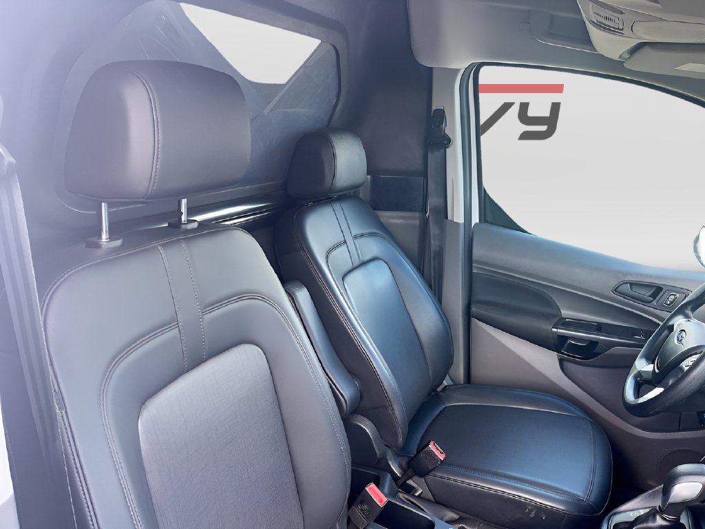 Used 2023 Ford Transit Connect XL FWD image 25