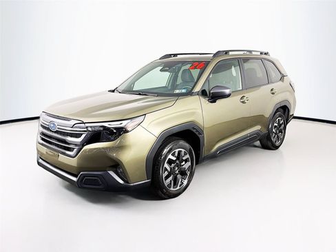 Certified 2026 Subaru Forester Premium AWD/4WD image 3