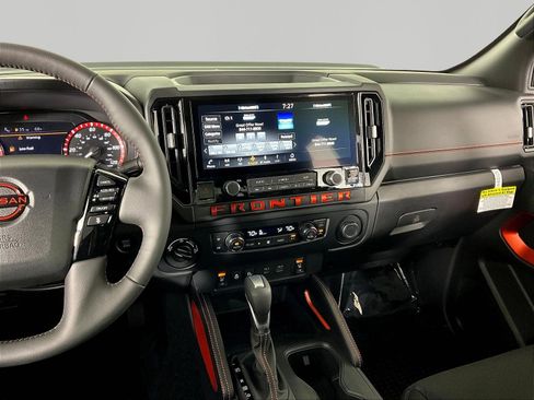 New 2026 Nissan Frontier PRO-4X w/ Pro-4x Convenience Package AWD/4WD image 11
